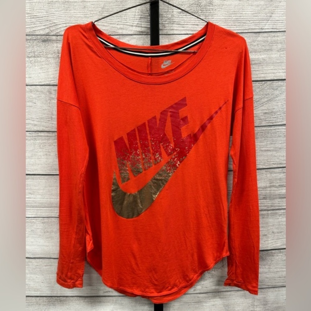 Nike Gradient Swoosh Tee